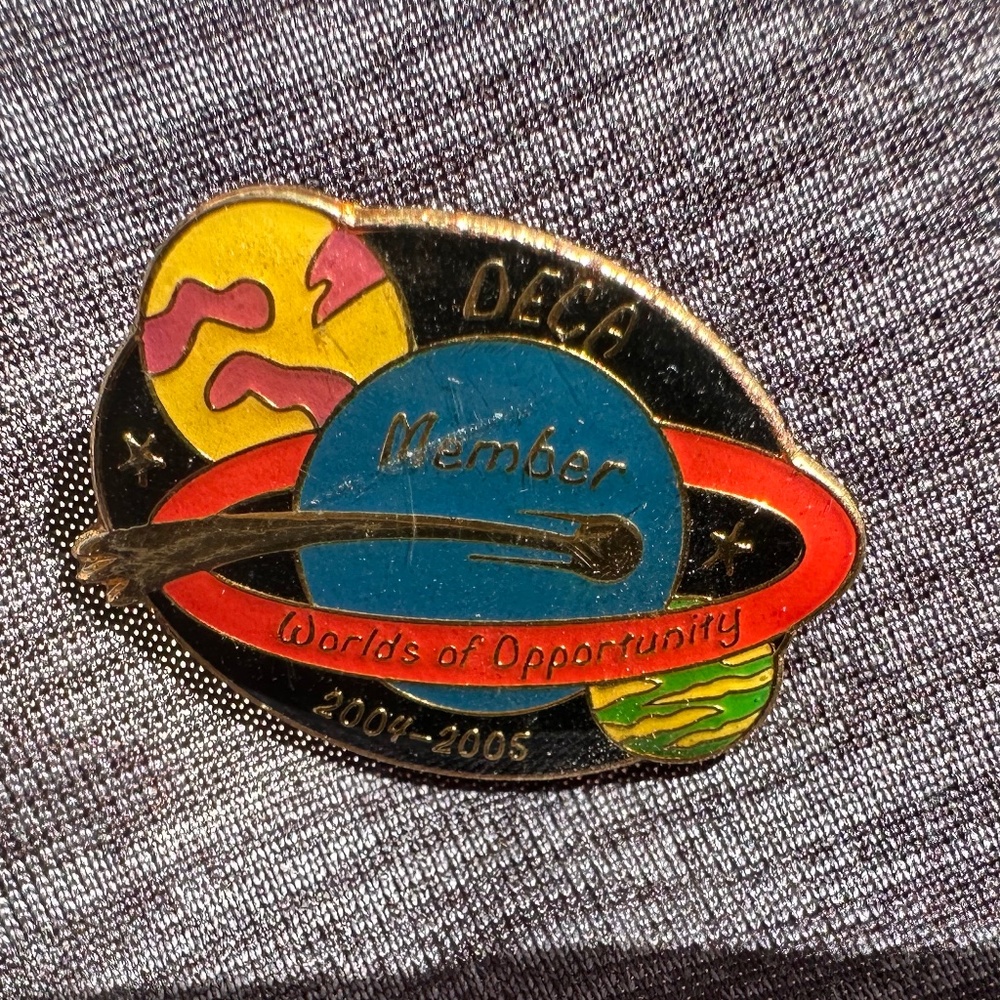 DECA PIN 2004-2005
